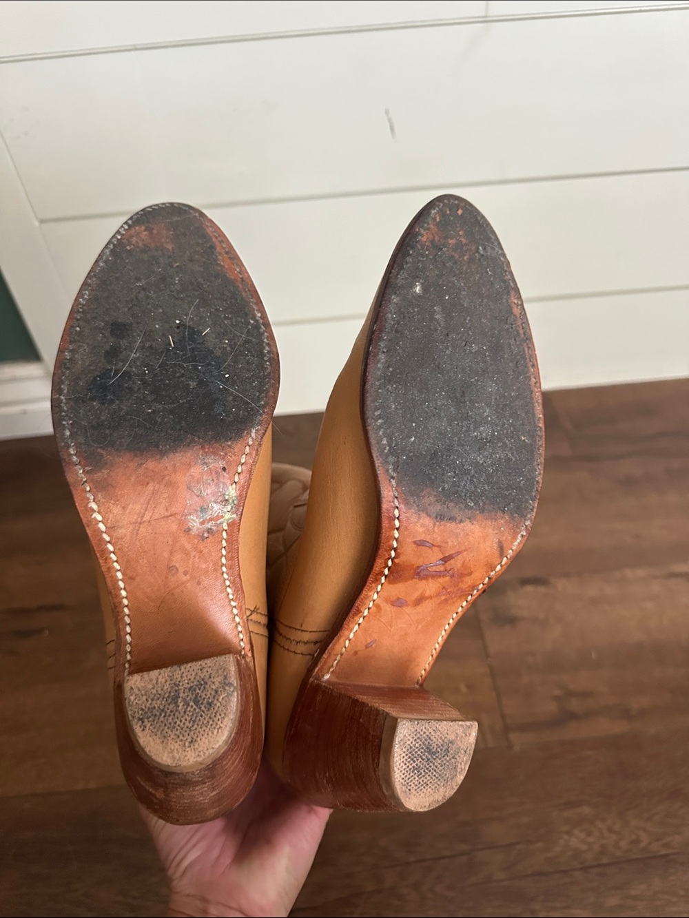 Frye Women's Tan Leather Western Heeled Boots - Picture 6 of 8